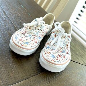 Vans Kids Off-White Authentic Floral Little Kids Sneakers
Size 3